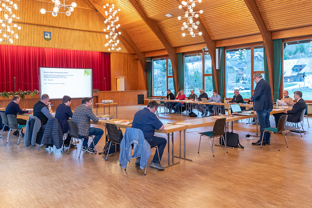 Gesellschafterversammlung - Zentrum Holzbau Schwarzwald