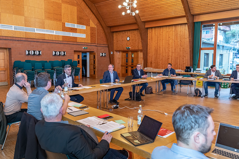 Gesellschafterversammlung - Zentrum Holzbau Schwarzwald